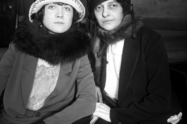 Historical photograph of Beulah Annan and Belva Gaertner, the real women who inspired Roxie Hart and Velma Kelly